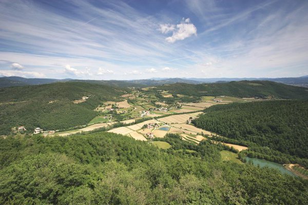 Luxurious Medieval Renato Tower Stands Tall in Umbria, Italy