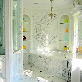 Luxury Home Decor With a Modern Feel
