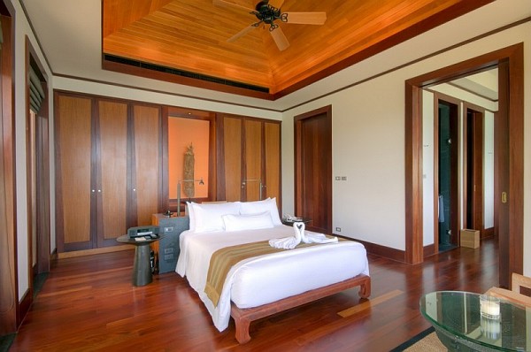 Five-Bedroom Luxury Seaside Villa in Phuket, Is Enchanting