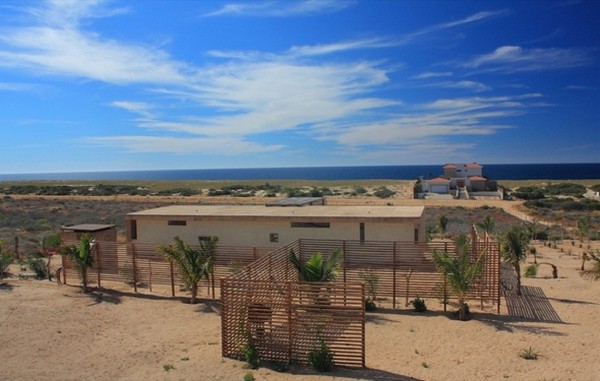 Minimalist and exotic home in Mexico
