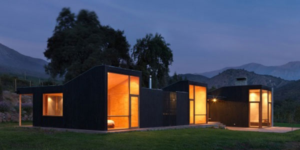15 Modern Black Homes