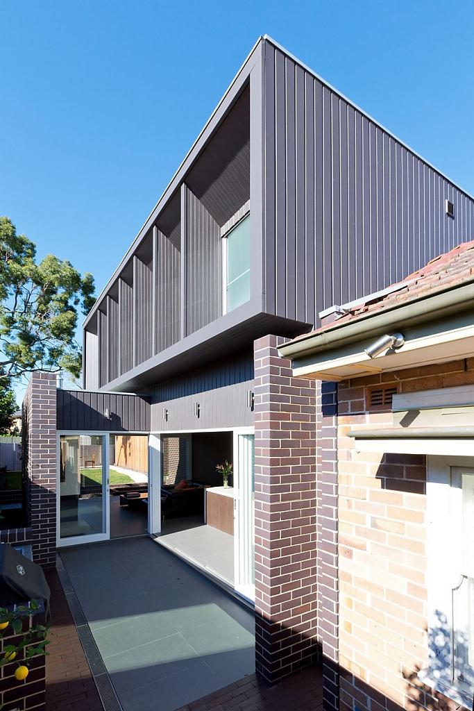 Modern  G House in Sydney