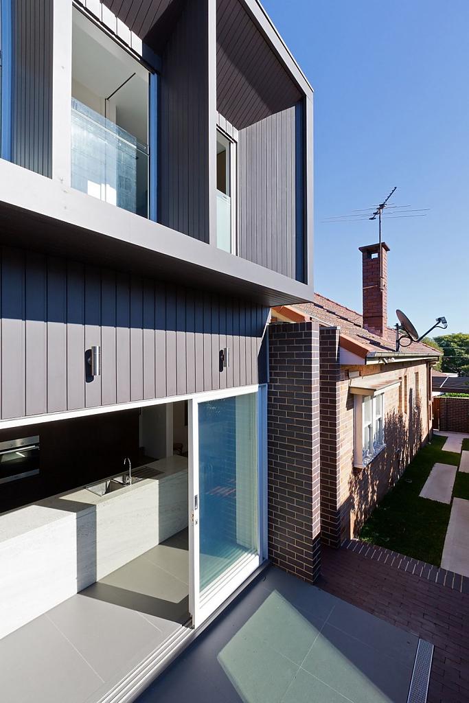 Modern  G House in Sydney