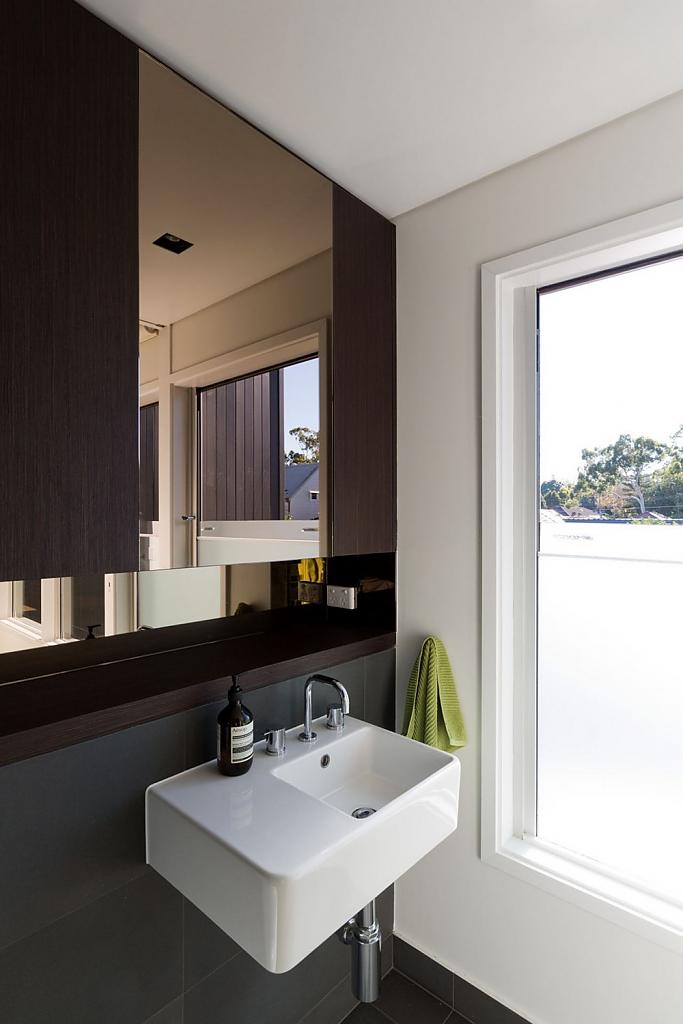 Modern  G House in Sydney