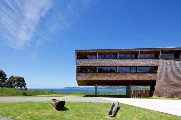 Modern Hotel With Extensive Glass Facade