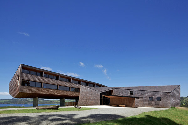 Modern Hotel With Extensive Glass Facade
