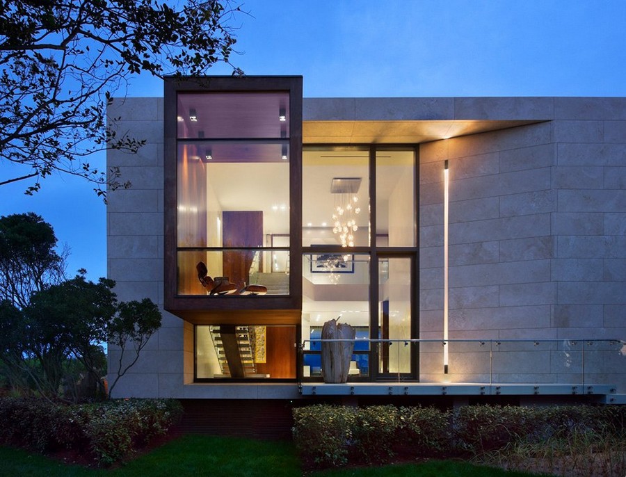 Imposing Oceanfront Home With Broad Views in Sagaponack