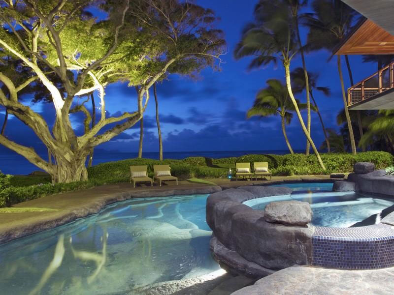Oceanfront Residence in Hawaii