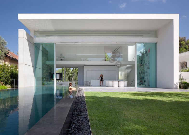 Original Modern Home Conveniently Built Between Two Yards in Israel