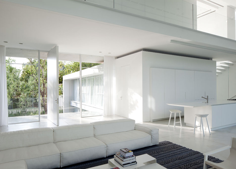 Original Modern Home Conveniently Built Between Two Yards in Israel