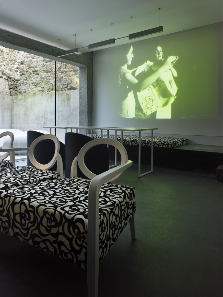 Rehabilitation Hotel Moure by Abalo Alonso