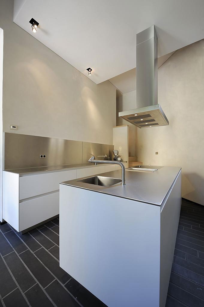 Renovation in Montonate by Benedini & Partners