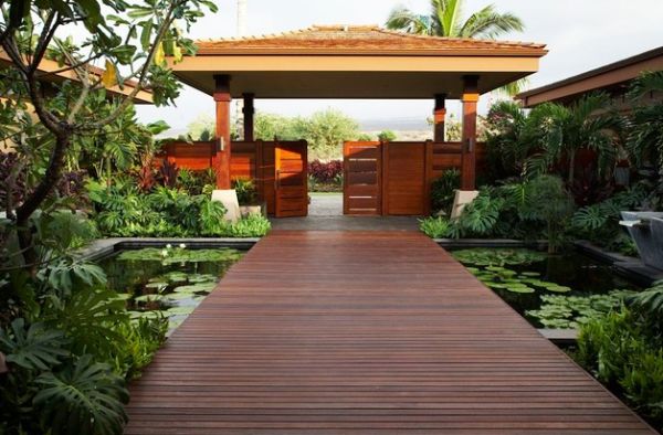 Rich And Tranquil Home Landscape