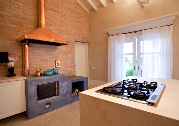 rustic-and-luxurious-villa-10