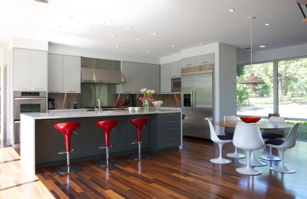 Saarinen Tulip Table Design Classic Perfect