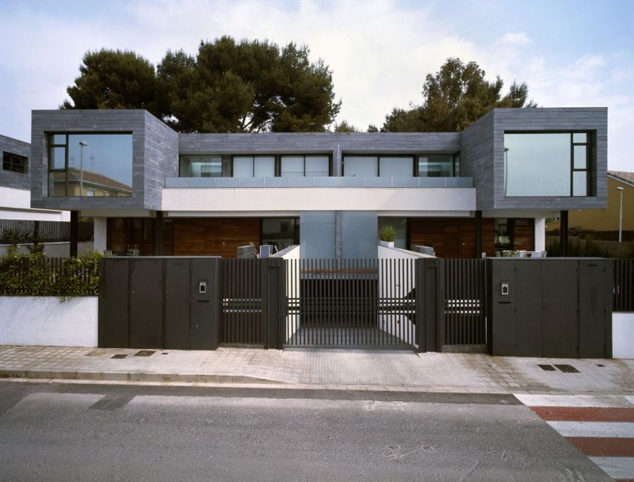 Stylish Semi-Detached Homes In Valencia