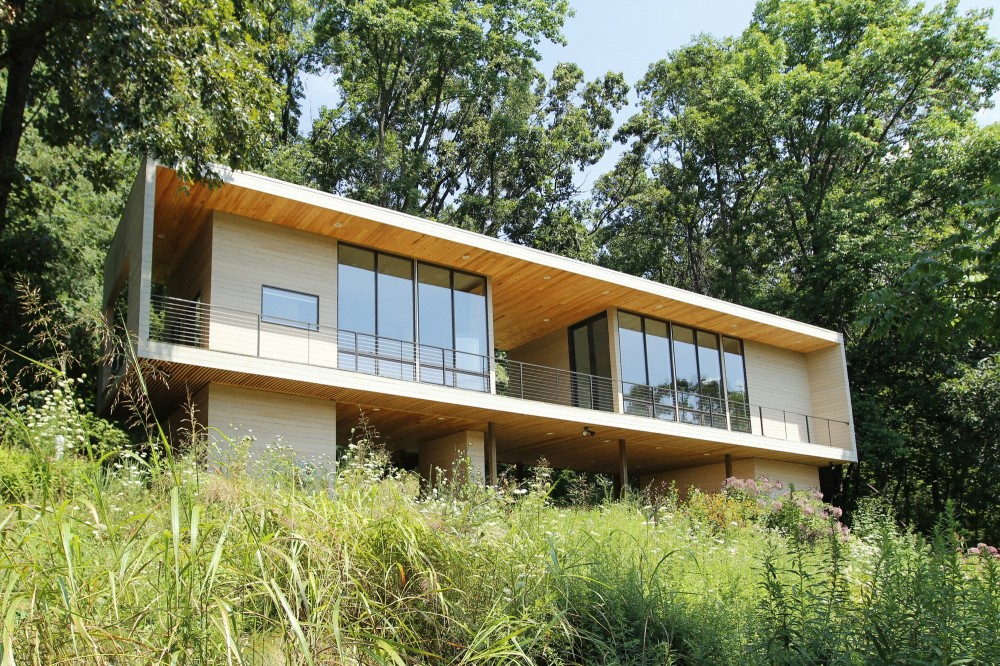 Artist Studio Building by Hanrahan Meyer