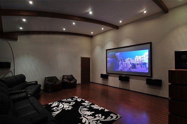 Stylish Contemporary Home in India Revamped with Lavish Interiors