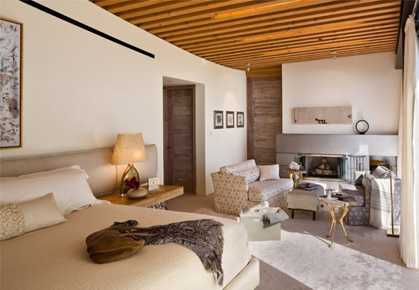 Современный дом для отдыха пожилых Coastlands House в Калифорнии