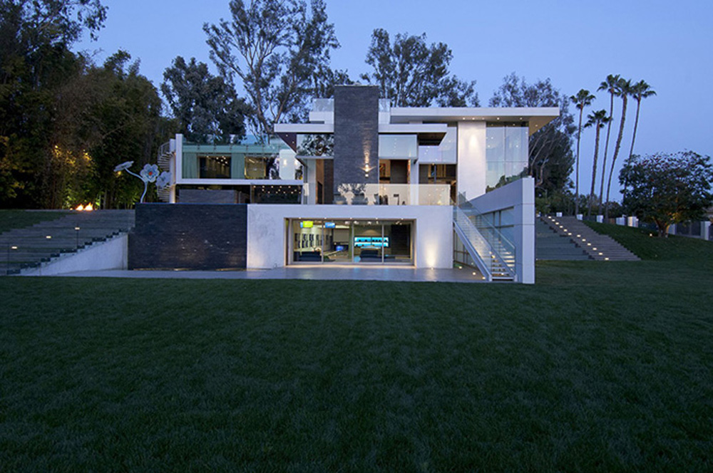 Sustainable House By Whipple Russell