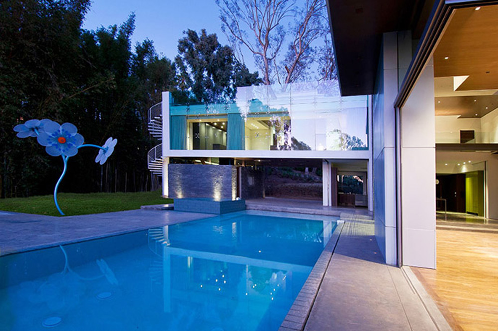 Sustainable House By Whipple Russell