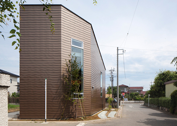Three-Storey Compact Residence With Unusual Shape