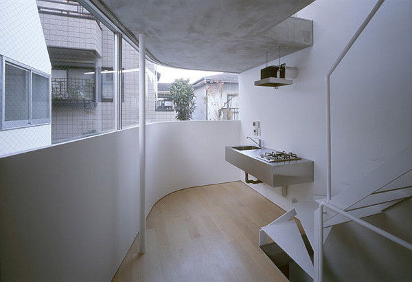 Japanese apartment shapes up to please bike enthusiasts