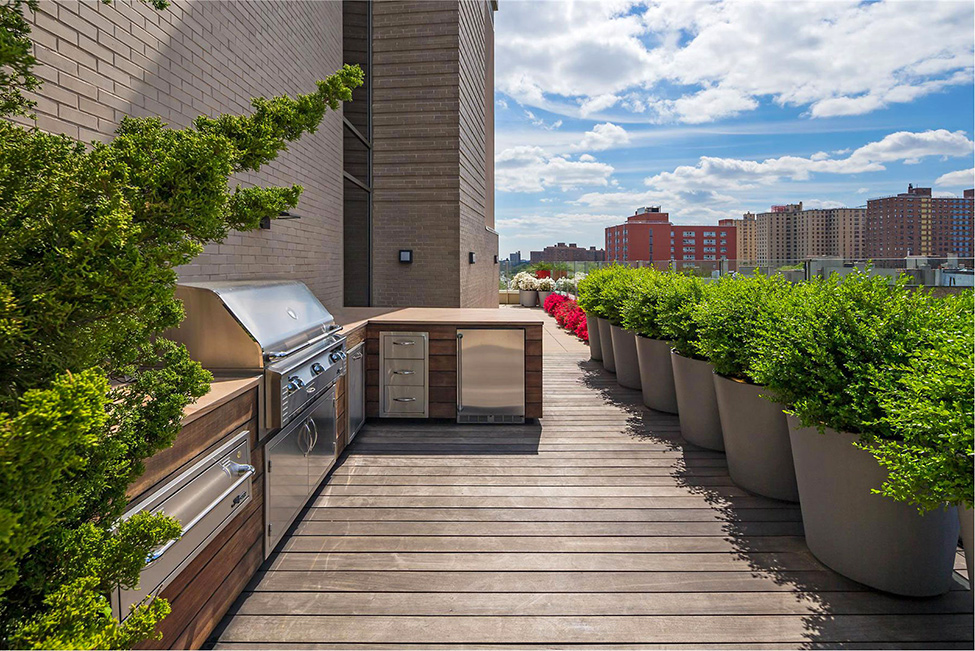 wo-Story Penthouse