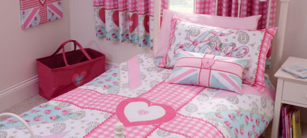 Union Jack Furniture and Decor Ideas