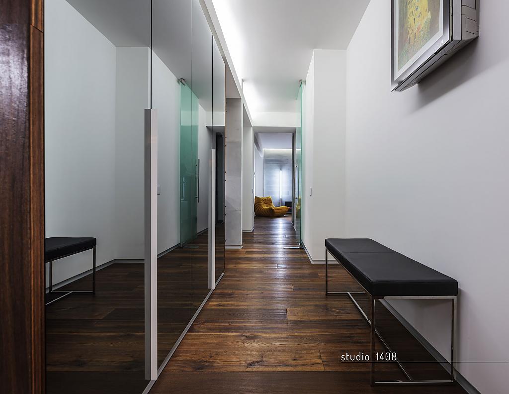 V Apartment by Studio 1408