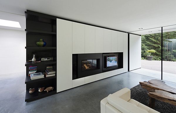 Villa Veth is a Blend of Modern and Classical Architecture