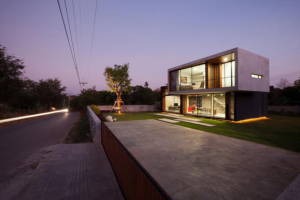 W House by IDIN Architects