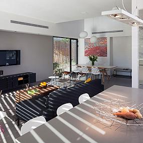 Wo House by SO Architecture