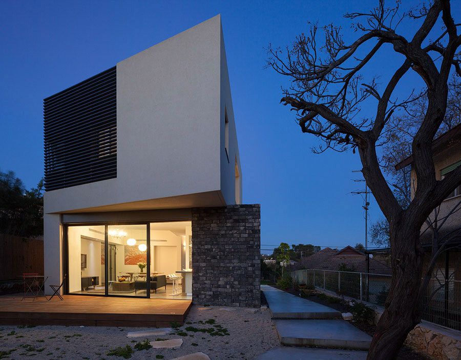 Wo House by SO Architecture