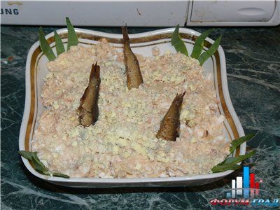 Салат "Рыбки в пруду"