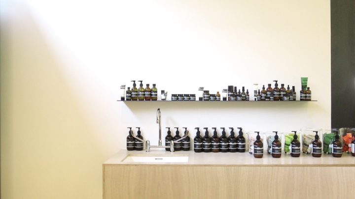 aesop-lab-concept-by-cheungvogl-architects-hong-kong-09