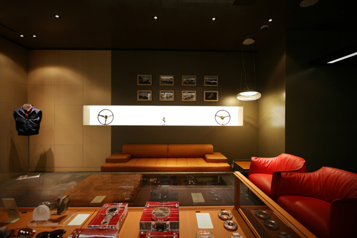 ferrari-store-by-iosa-ghini-associati-maranello-italy-08