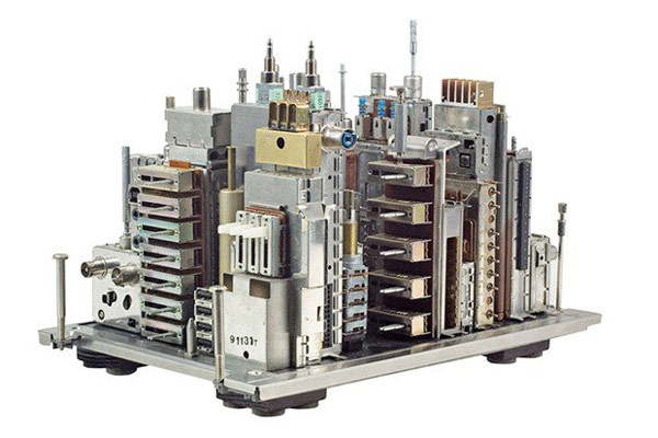 recycled-computer-parts-06