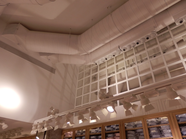 soloio-shop-by-oficina-mutante-valencia-spain-04