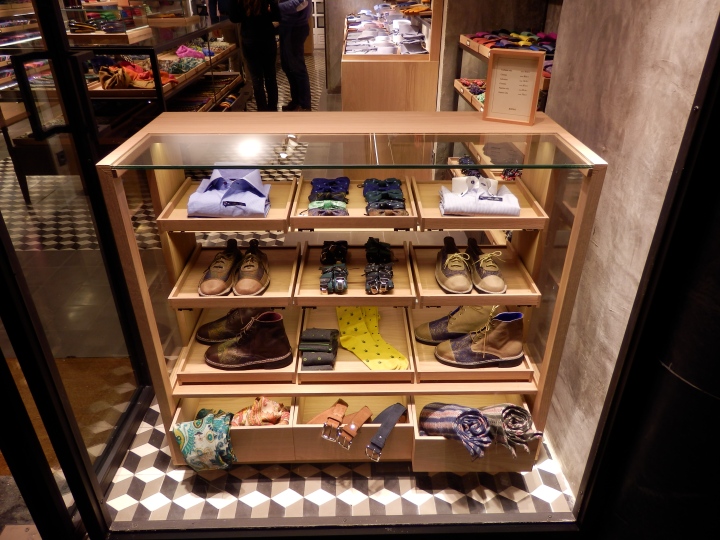 soloio-shop-by-oficina-mutante-valencia-spain-05