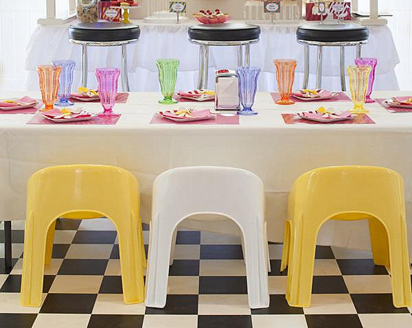 entertaining-theme-for-your-nex-event-15