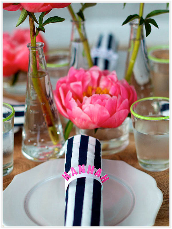 entertaining-theme-for-your-nex-event-24