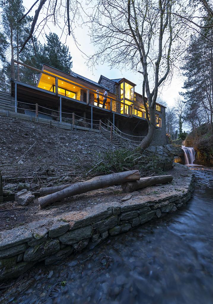 enchanting-water-mill-in-north-wales-23