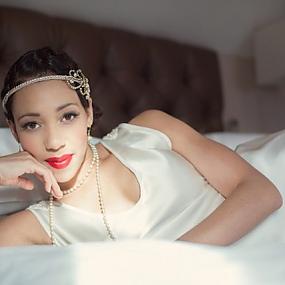 golden-20s-great-gatsby-wedding-shoot-04