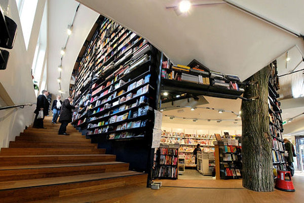 american-book-center-01