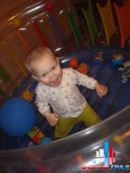 Федя весь в батуте