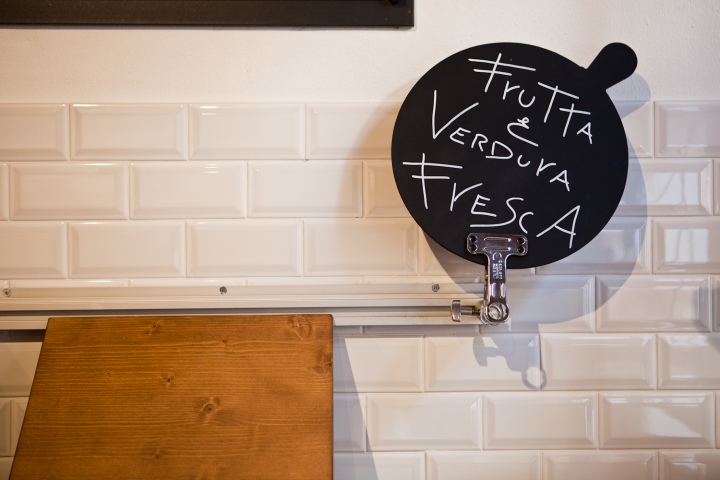 el-bocon-del-prete-food-store-italy-23