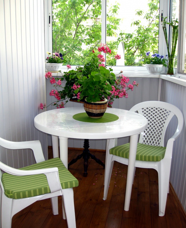 interior-design-balcony-35
