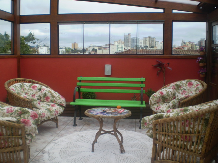 interior-design-balcony-47