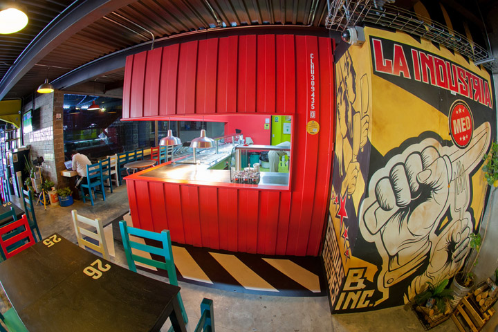 la-industria-restaurant-02
